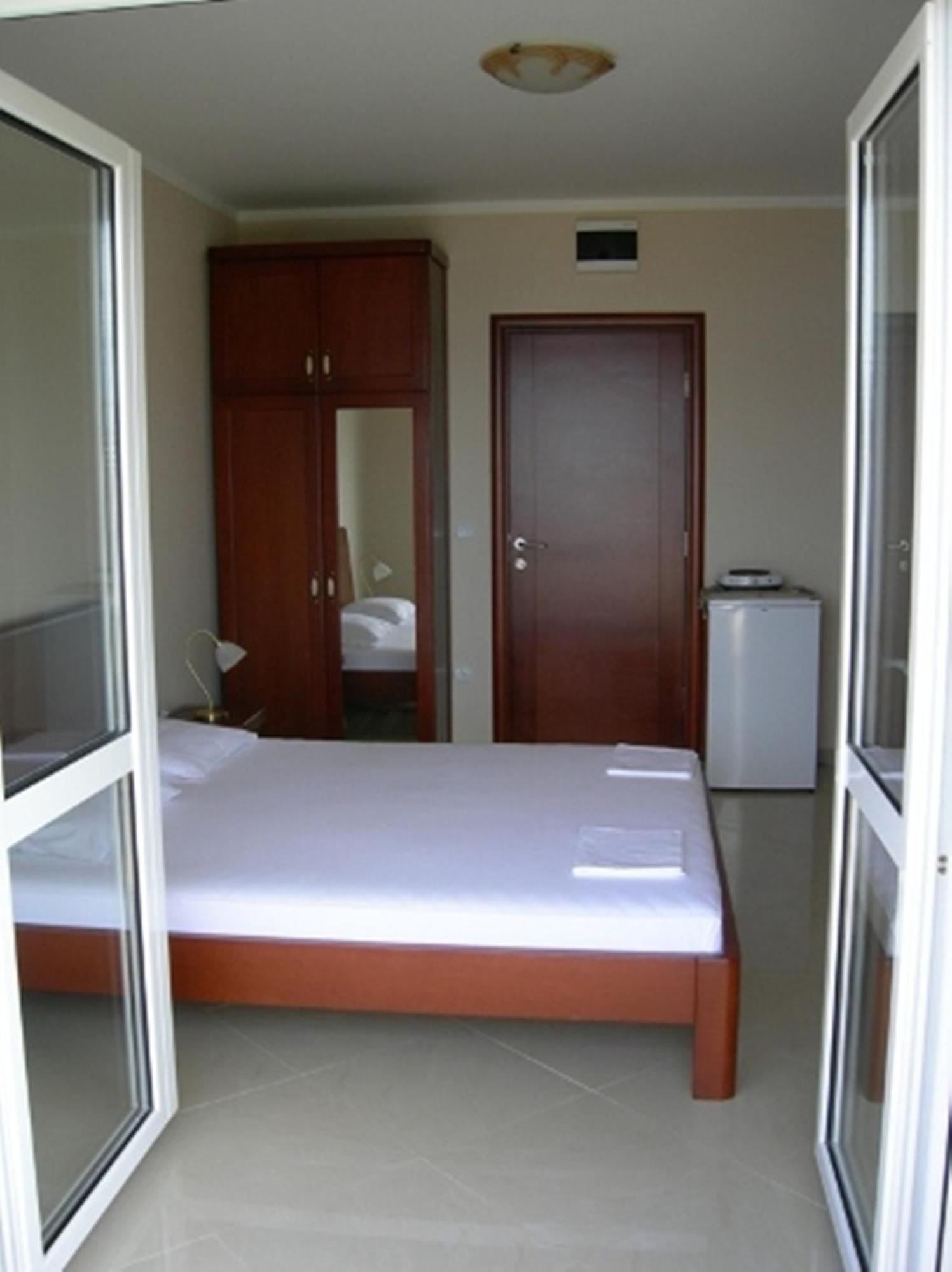 Guest House Villa Pastrovka Sveti Stefan Room photo